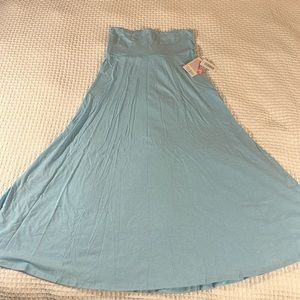 LuLaRoe Women’s Maxi Skirt/Size: M / Color: Light Blue/Cotton Blend (NWT)